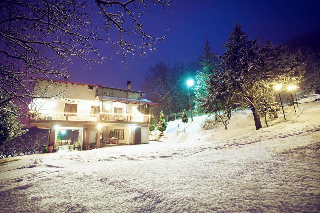 Militsa Guesthouse Naousa  Exteriör bild