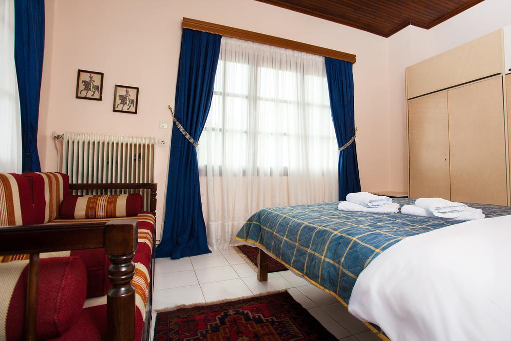 Militsa Guesthouse Naousa  Rum bild