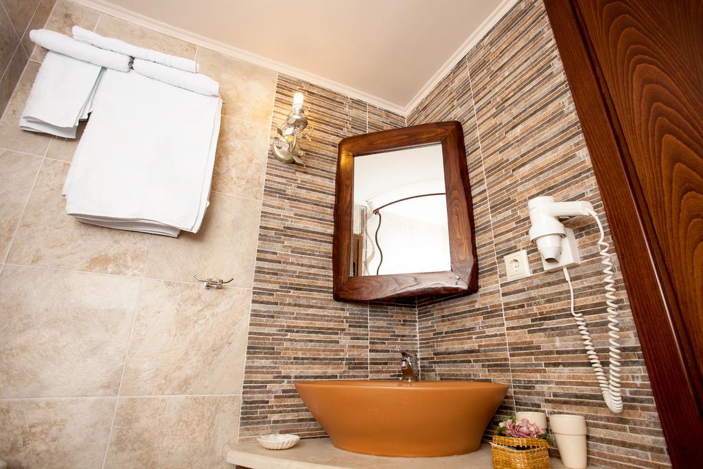 Militsa Guesthouse Naousa  Rum bild